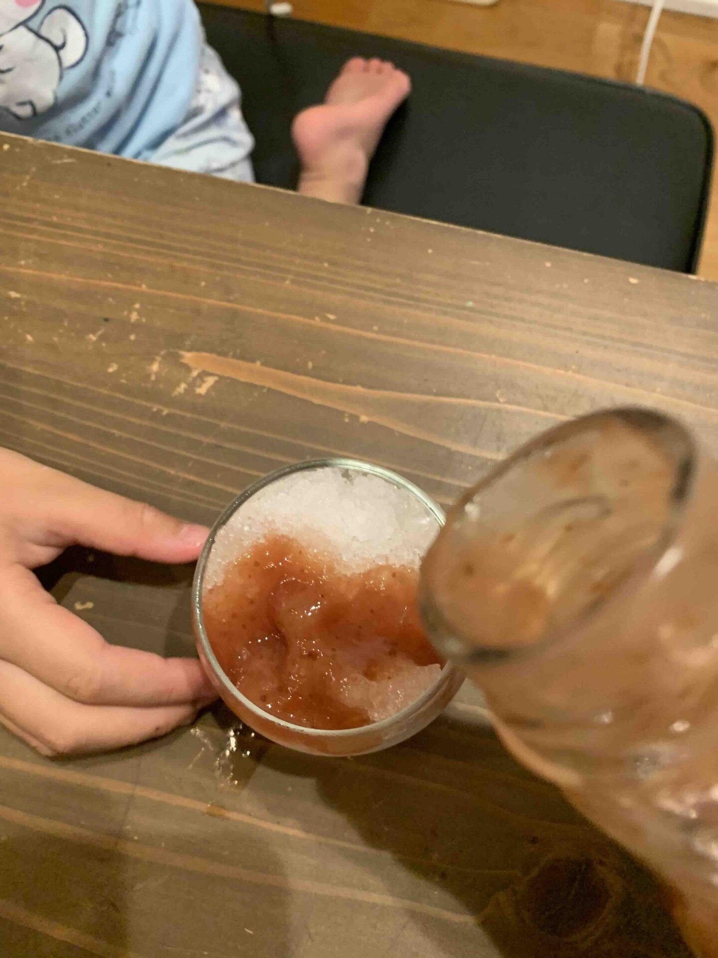 上から見た越後姫ソースのかき氷
